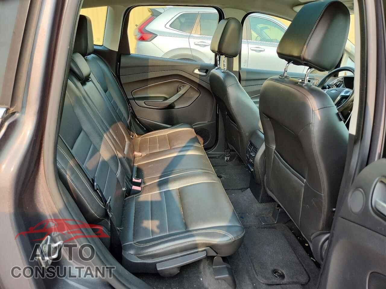 FORD CMAX 2013 - 1FADP5BU6DL520157