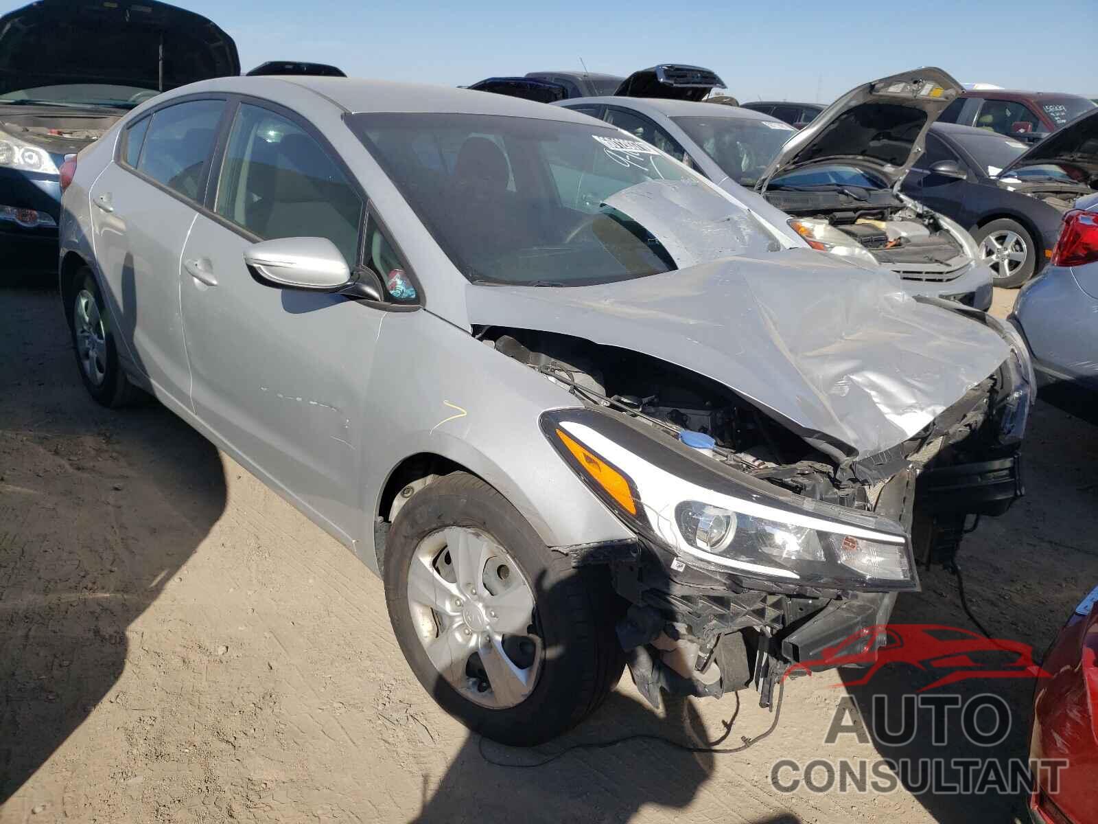 KIA FORTE 2017 - 3KPFK4A76HE123263