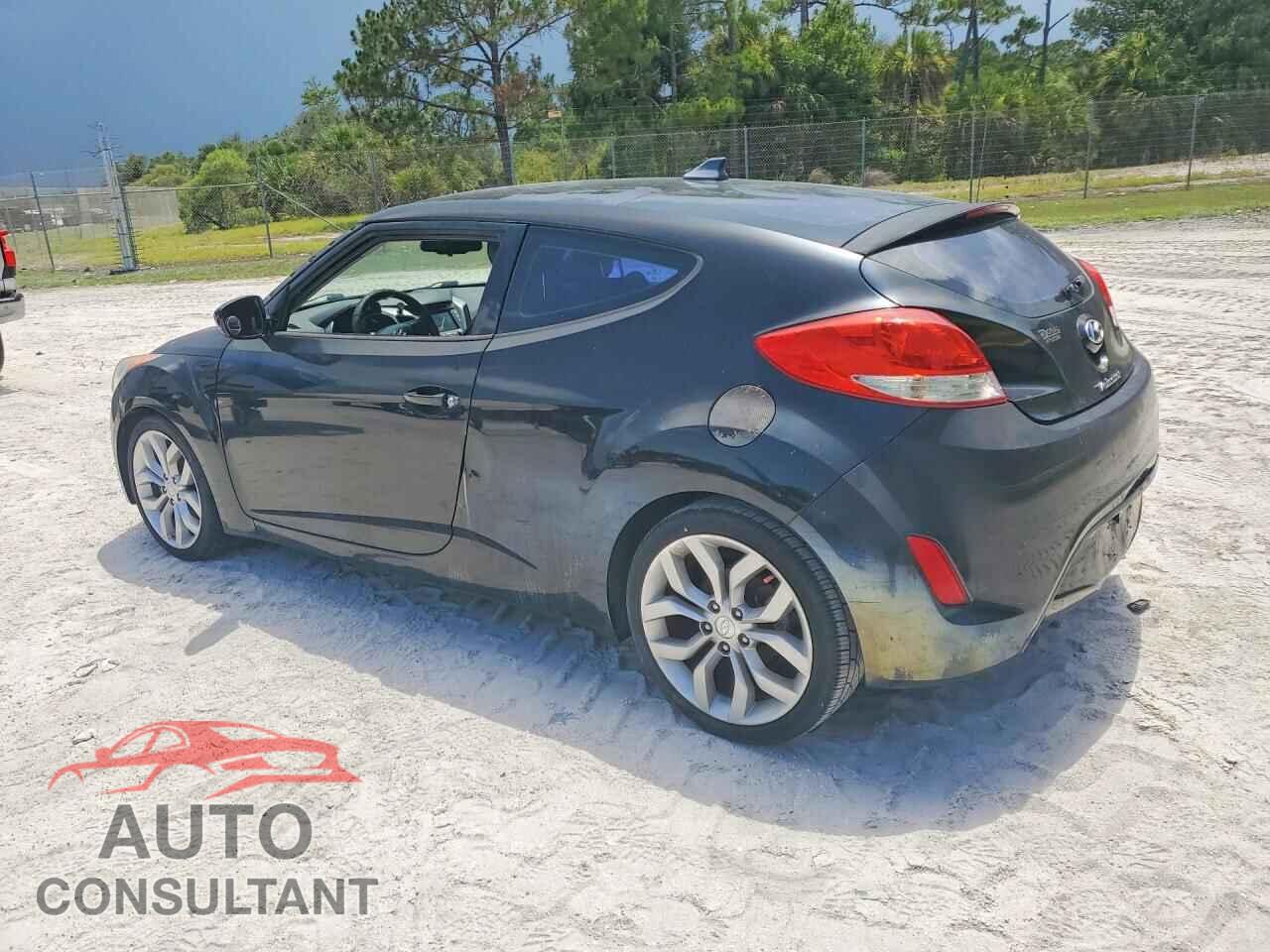 HYUNDAI VELOSTER 2013 - KMHTC6AD9DU130880