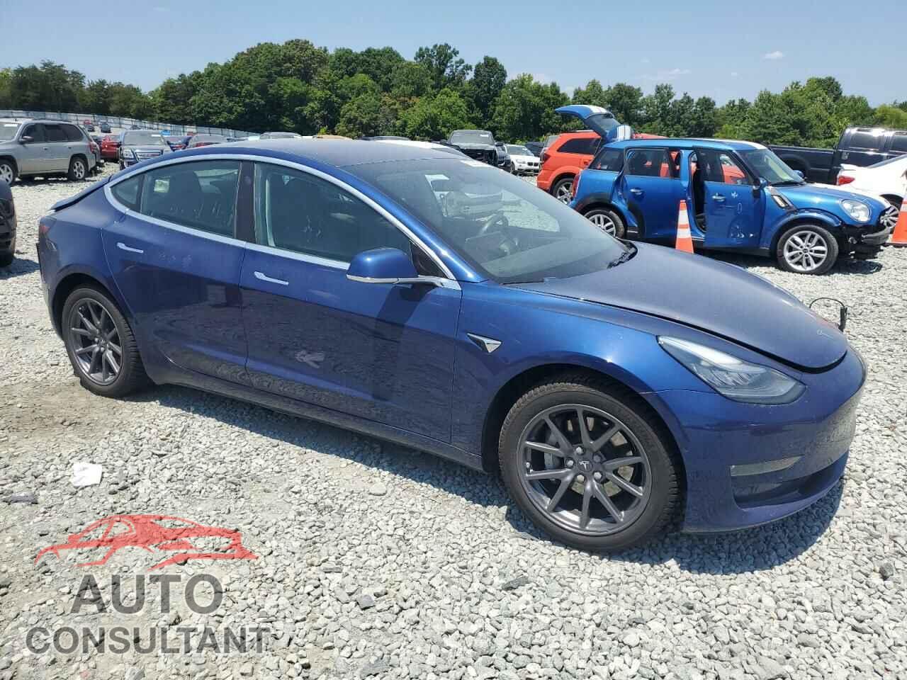 TESLA MODEL 3 2019 - 5YJ3E1EB4KF199556