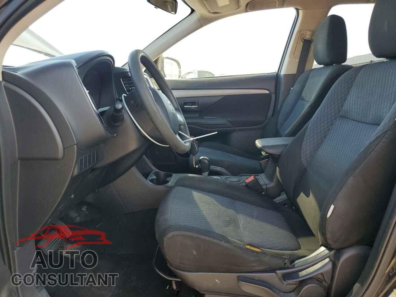 MITSUBISHI OUTLANDER 2014 - JA4AD2A31EZ007582