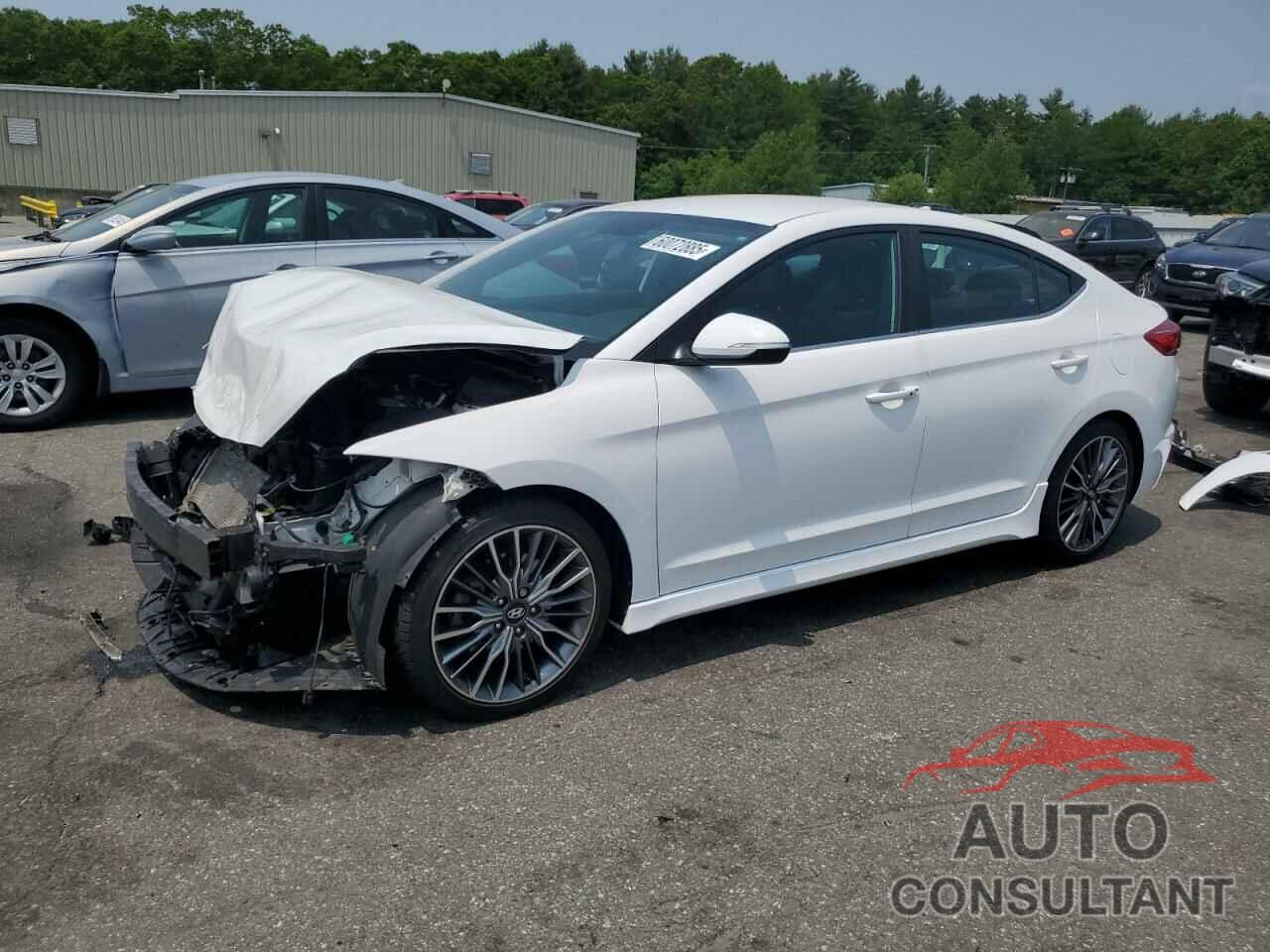 HYUNDAI ELANTRA 2017 - KMHD04LB2HU364085