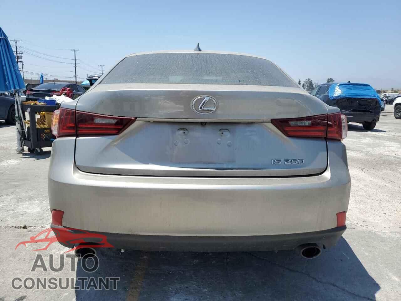 LEXUS IS 2014 - JTHBF1D23E5027100