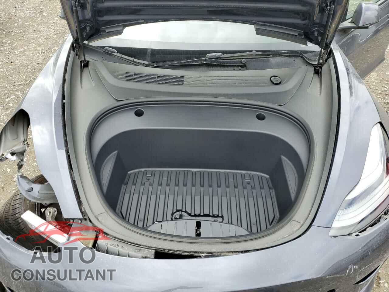TESLA MODEL 3 2023 - 5YJ3E1EA5PF709041