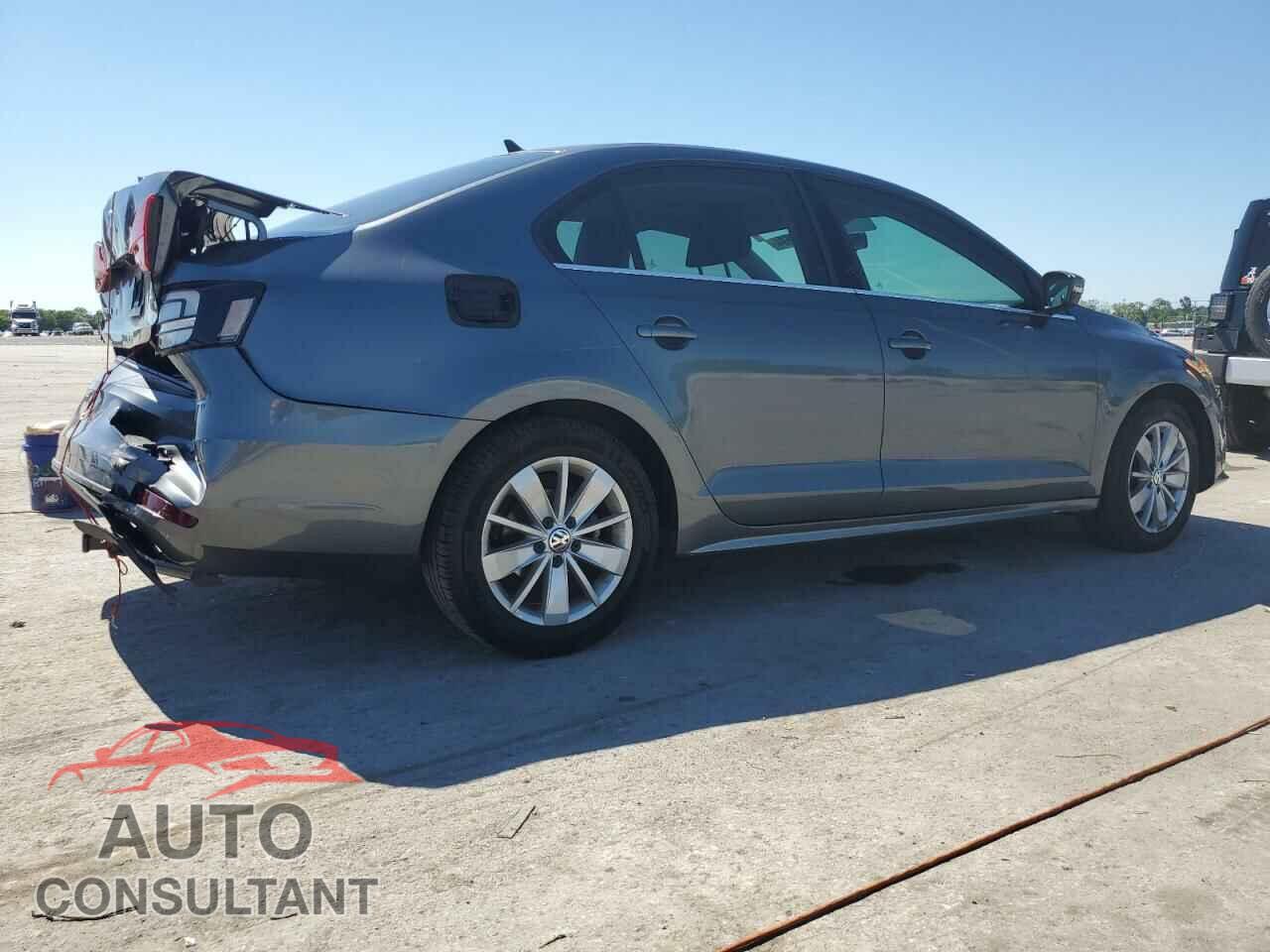 VOLKSWAGEN JETTA 2016 - 3VWD67AJ4GM380755