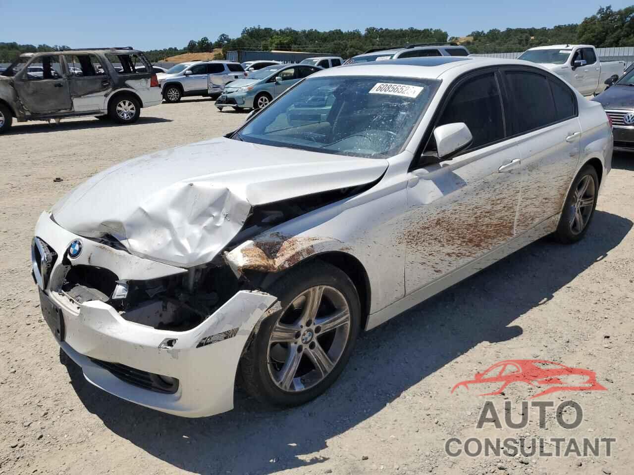 BMW 3 SERIES 2013 - WBA3B5G57DNS01115