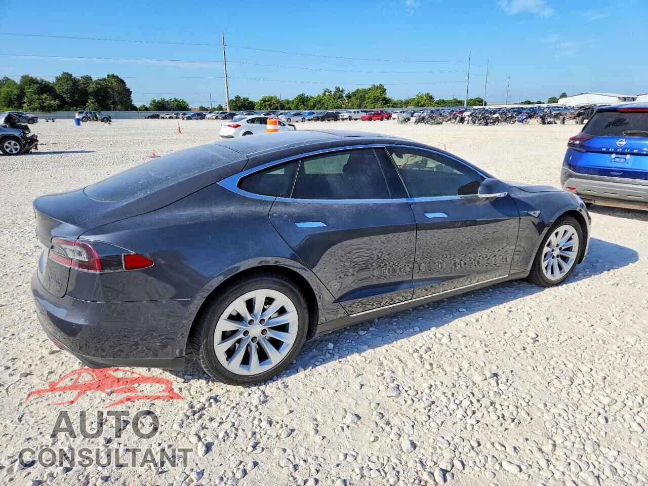 TESLA MODEL S 2015 - 5YJSA1E27FF112486