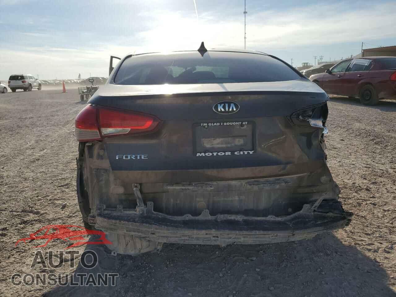 KIA FORTE 2017 - 3KPFK4A79HE107803