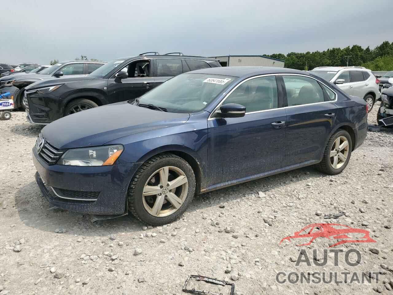 VOLKSWAGEN PASSAT 2013 - 1VWBH7A31DC055156