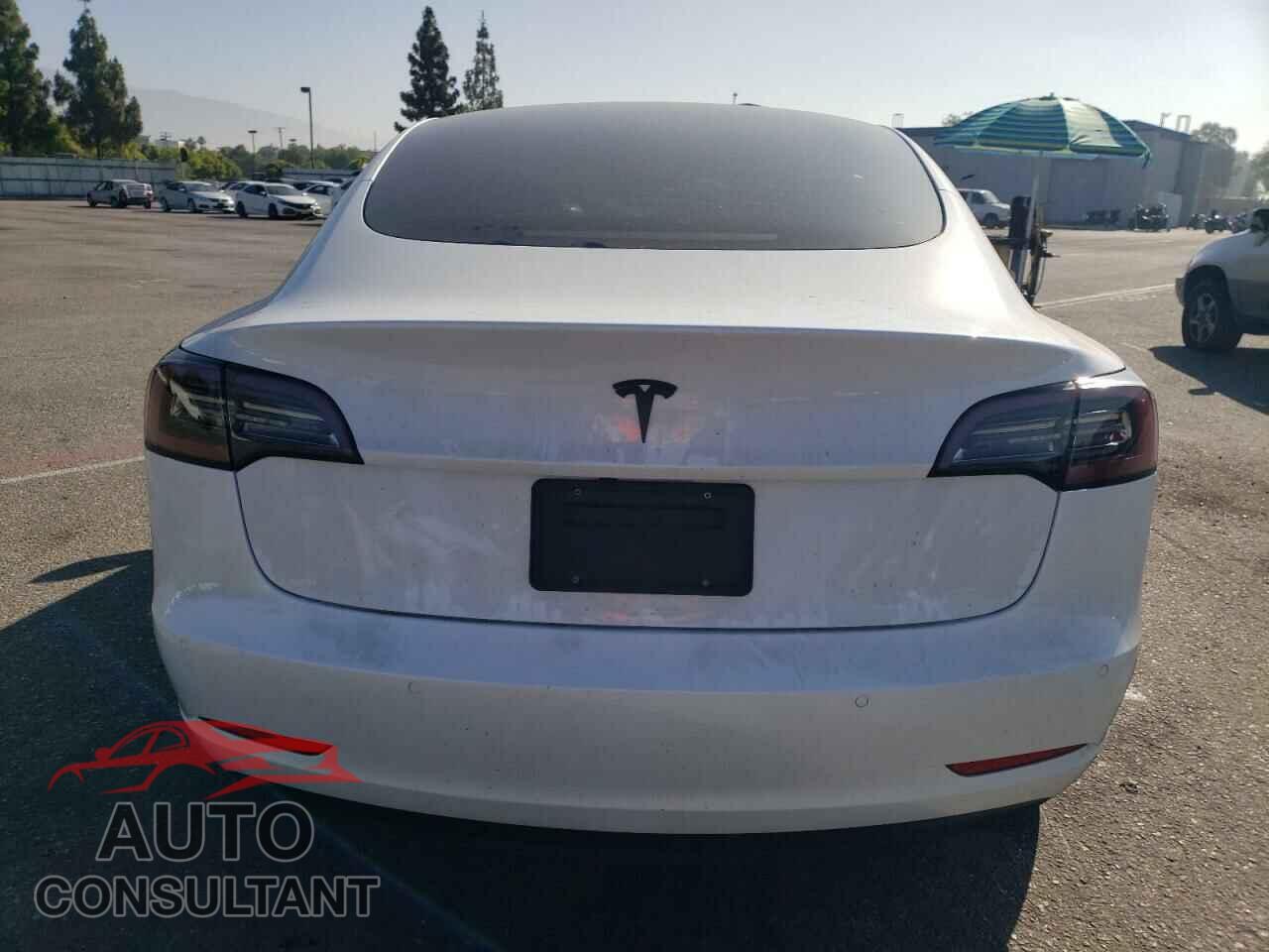 TESLA MODEL 3 2021 - 5YJ3E1EAXMF046741