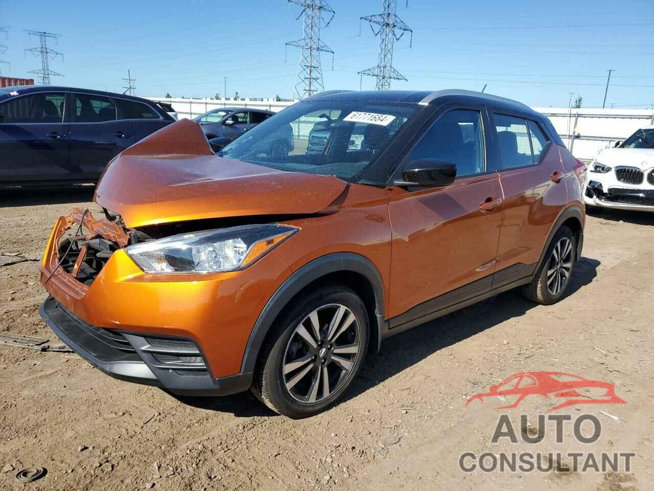 NISSAN KICKS 2018 - 3N1CP5CUXJL520623