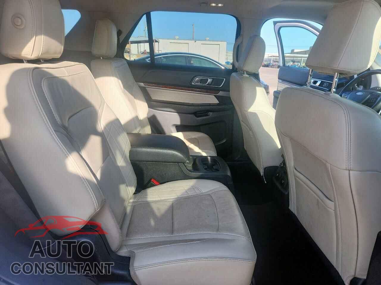 FORD EXPLORER 2018 - 1FM5K8HT2JGB88893