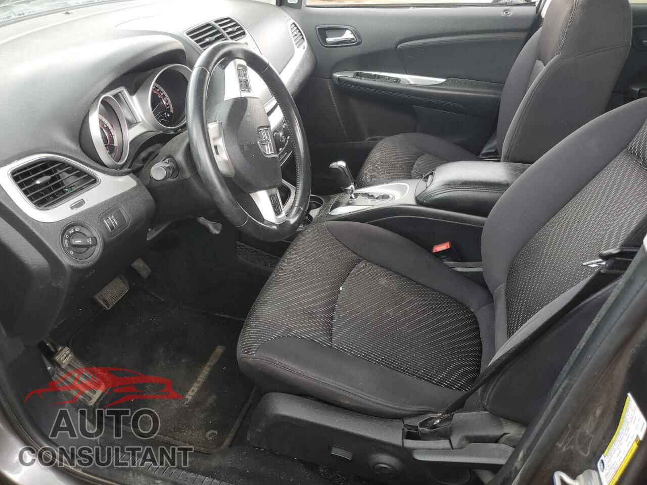 DODGE JOURNEY 2013 - 3C4PDCCG7DT629356