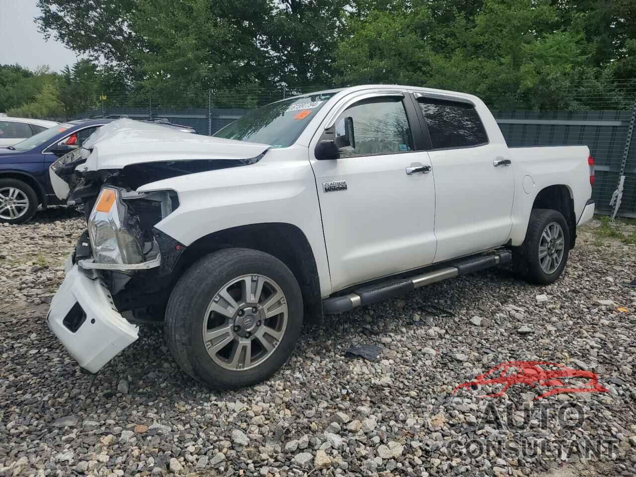 TOYOTA TUNDRA 2017 - 5TFAY5F12HX595138