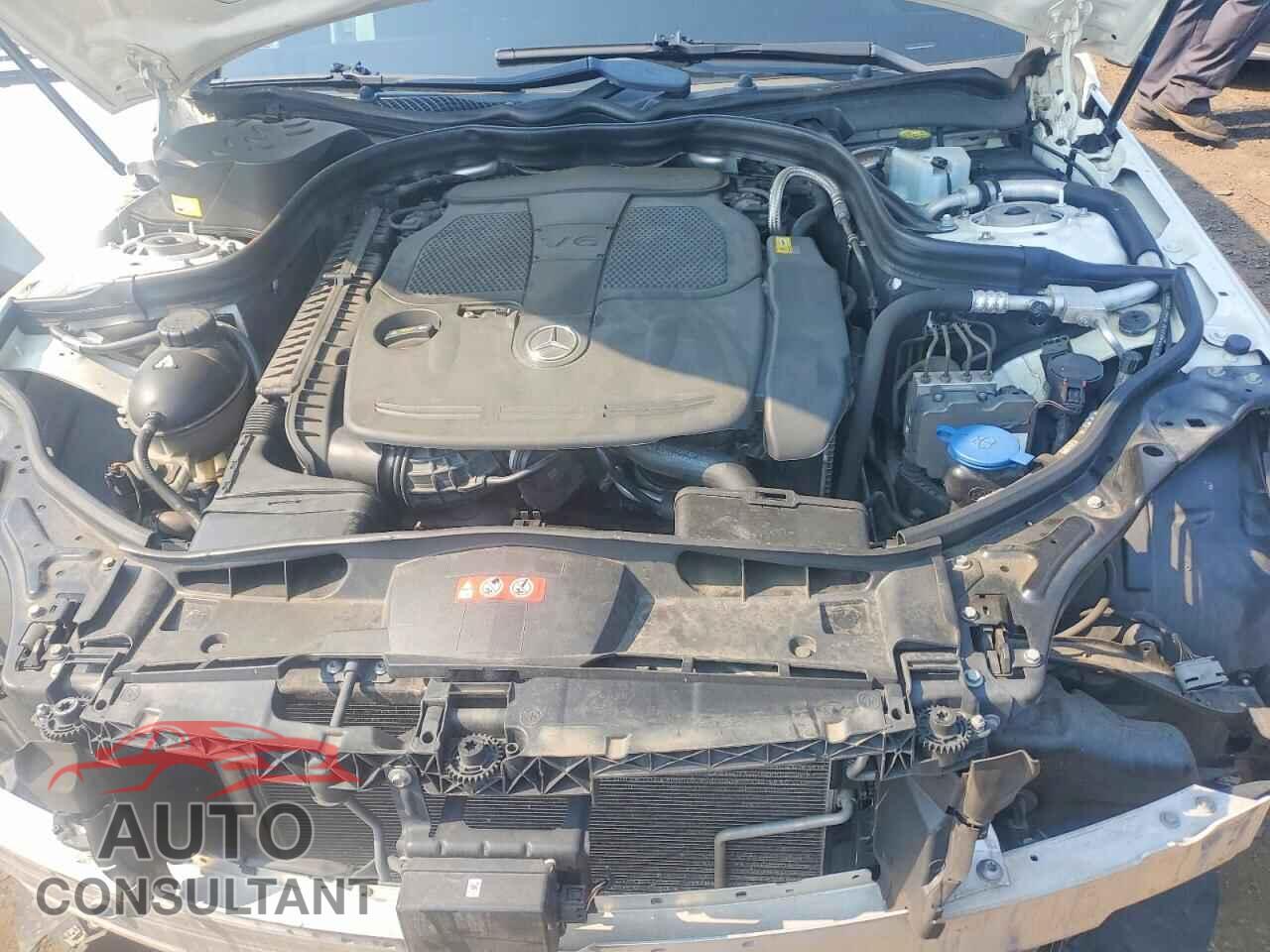 MERCEDES-BENZ E-CLASS 2014 - WDDHF5KB8EA870020