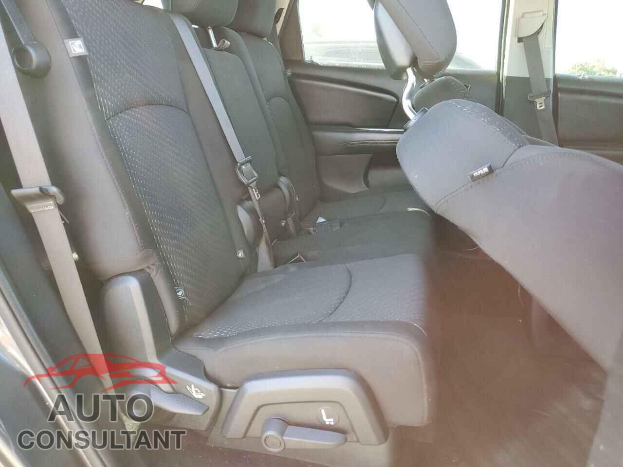 DODGE JOURNEY 2017 - 3C4PDCAB0HT630040