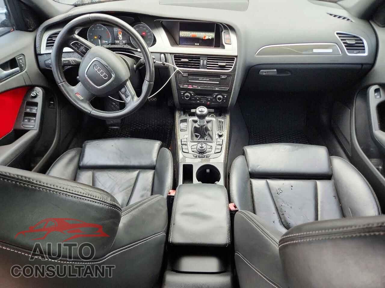 AUDI S4/RS4 2011 - WAUDGAFL7BA048545