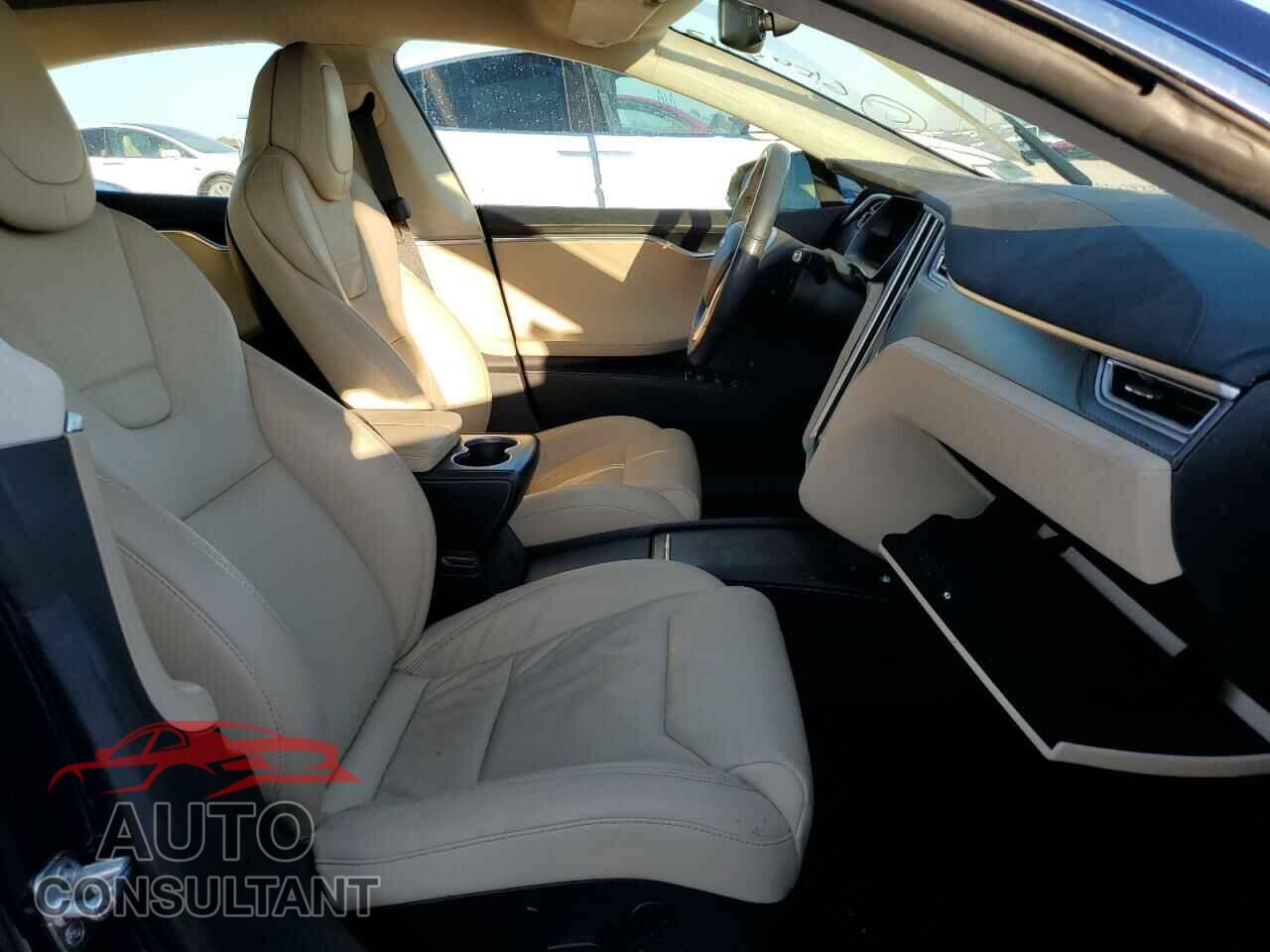 TESLA MODEL S 2017 - 5YJSA1E28HF204435