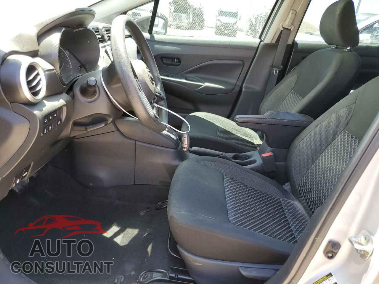 NISSAN VERSA 2020 - 3N1CN8DV8LL848964