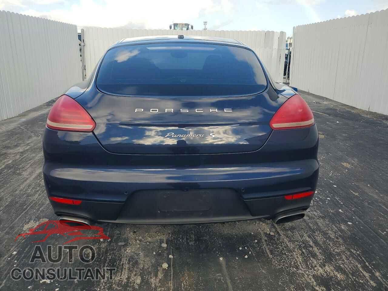 PORSCHE PANAMERA 2016 - WP0AA2A76GL001736