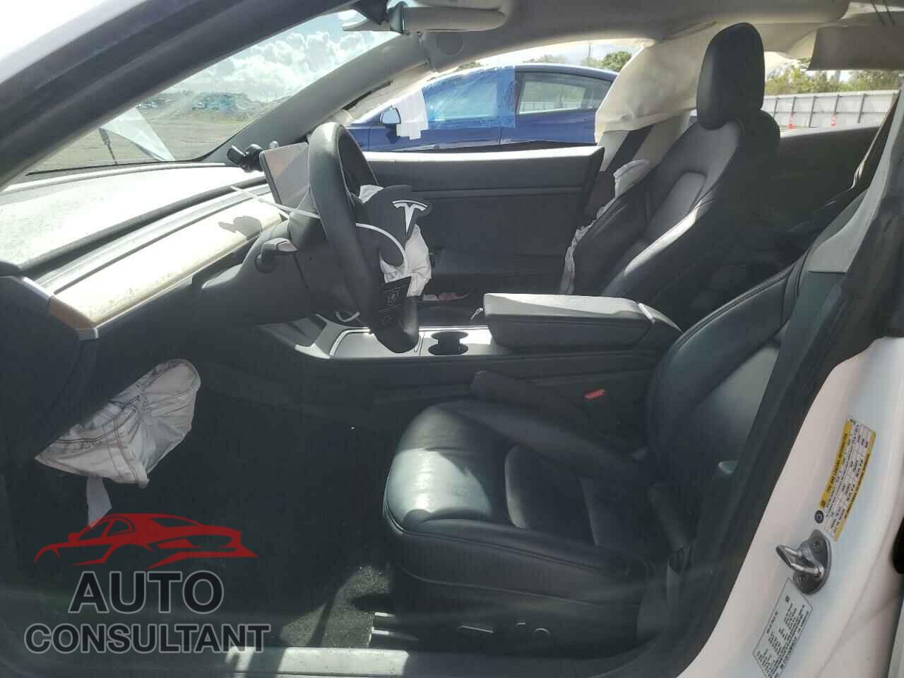 TESLA MODEL 3 2021 - 5YJ3E1EA2MF852122