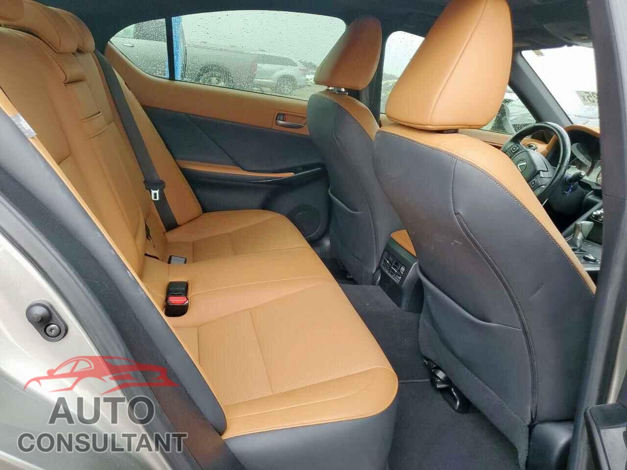 LEXUS IS 2021 - JTHCA1D21M5115399