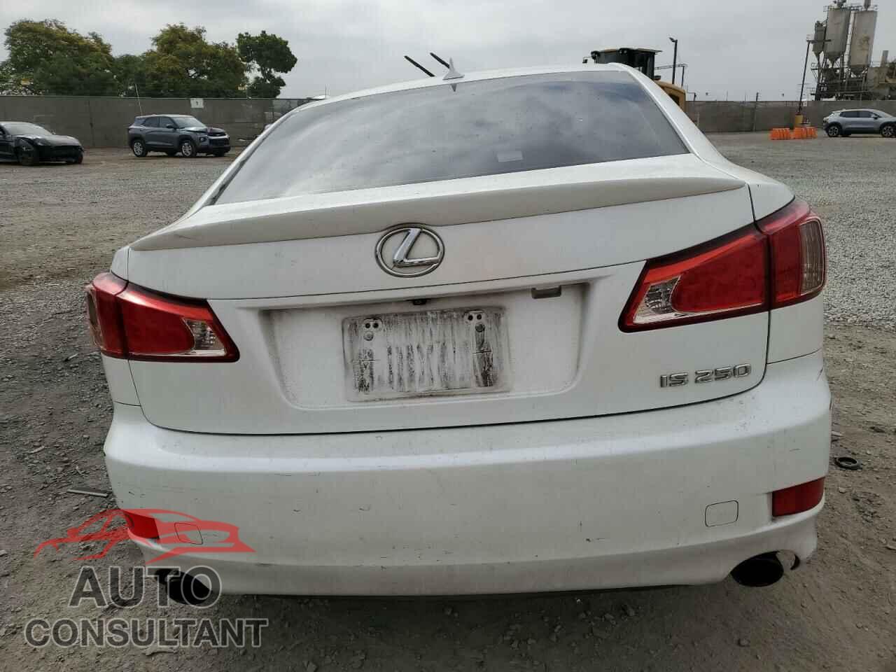 LEXUS IS 2013 - JTHBF5C23D5190028