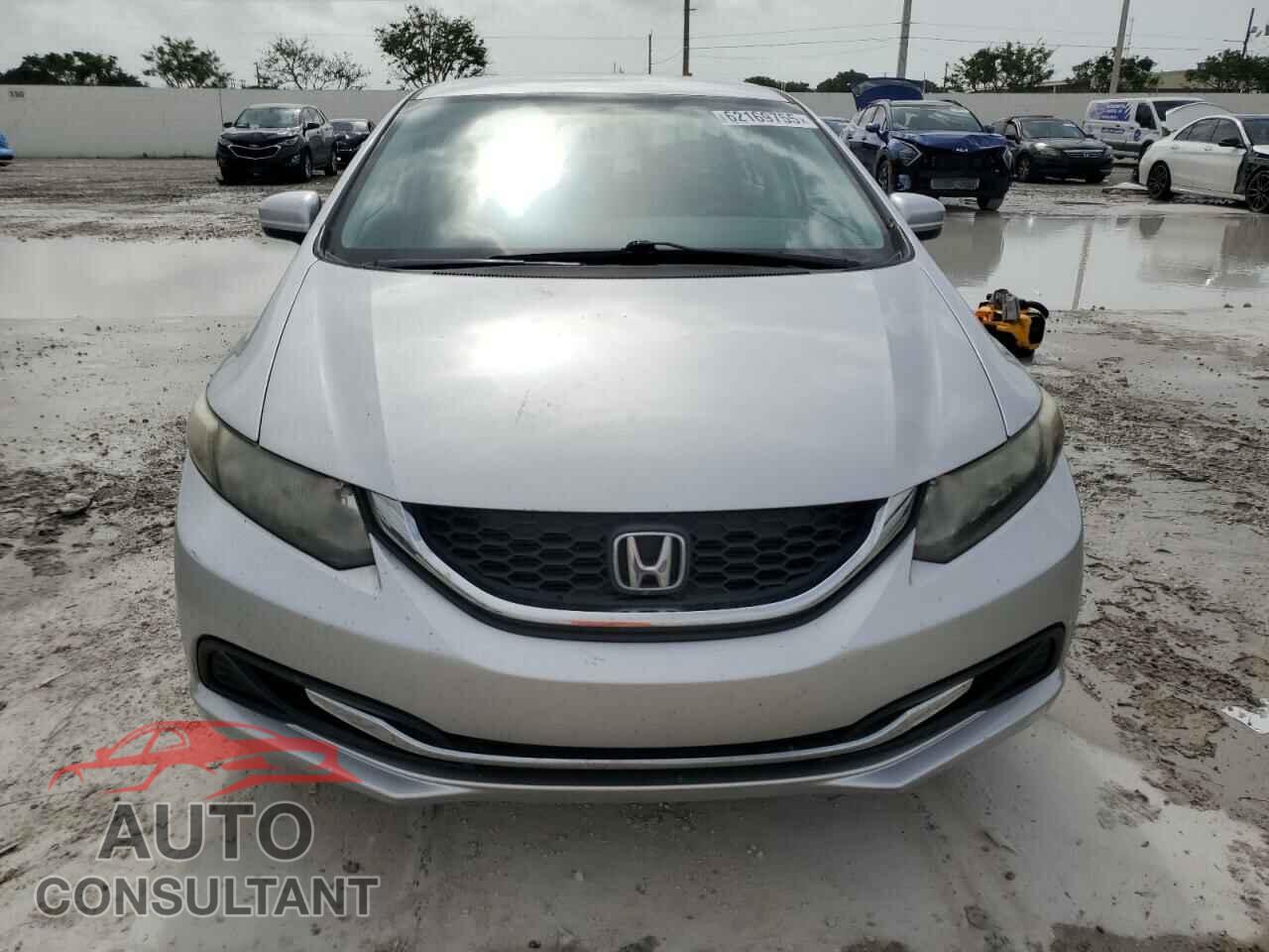 HONDA CIVIC 2015 - 19XFB2F57FE037324