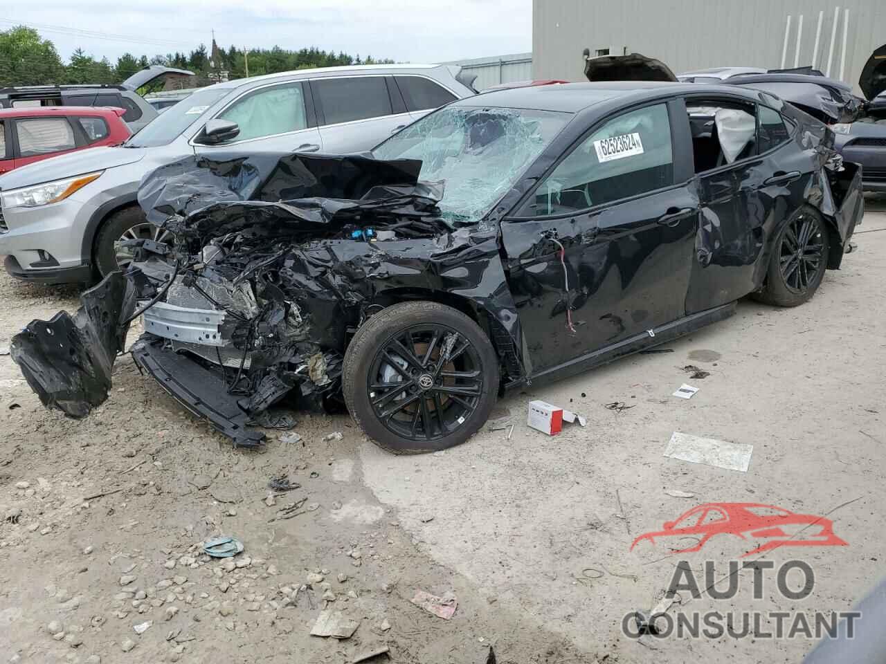 TOYOTA CAMRY 2025 - 4T1DAACK4SU512854