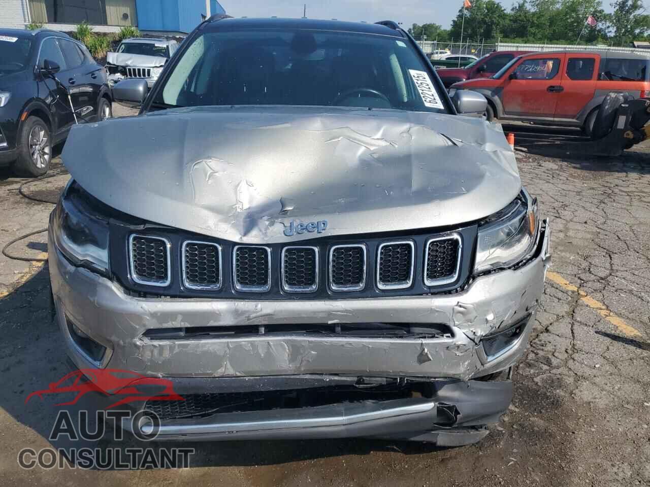 JEEP COMPASS 2019 - 3C4NJDCBXKT760725