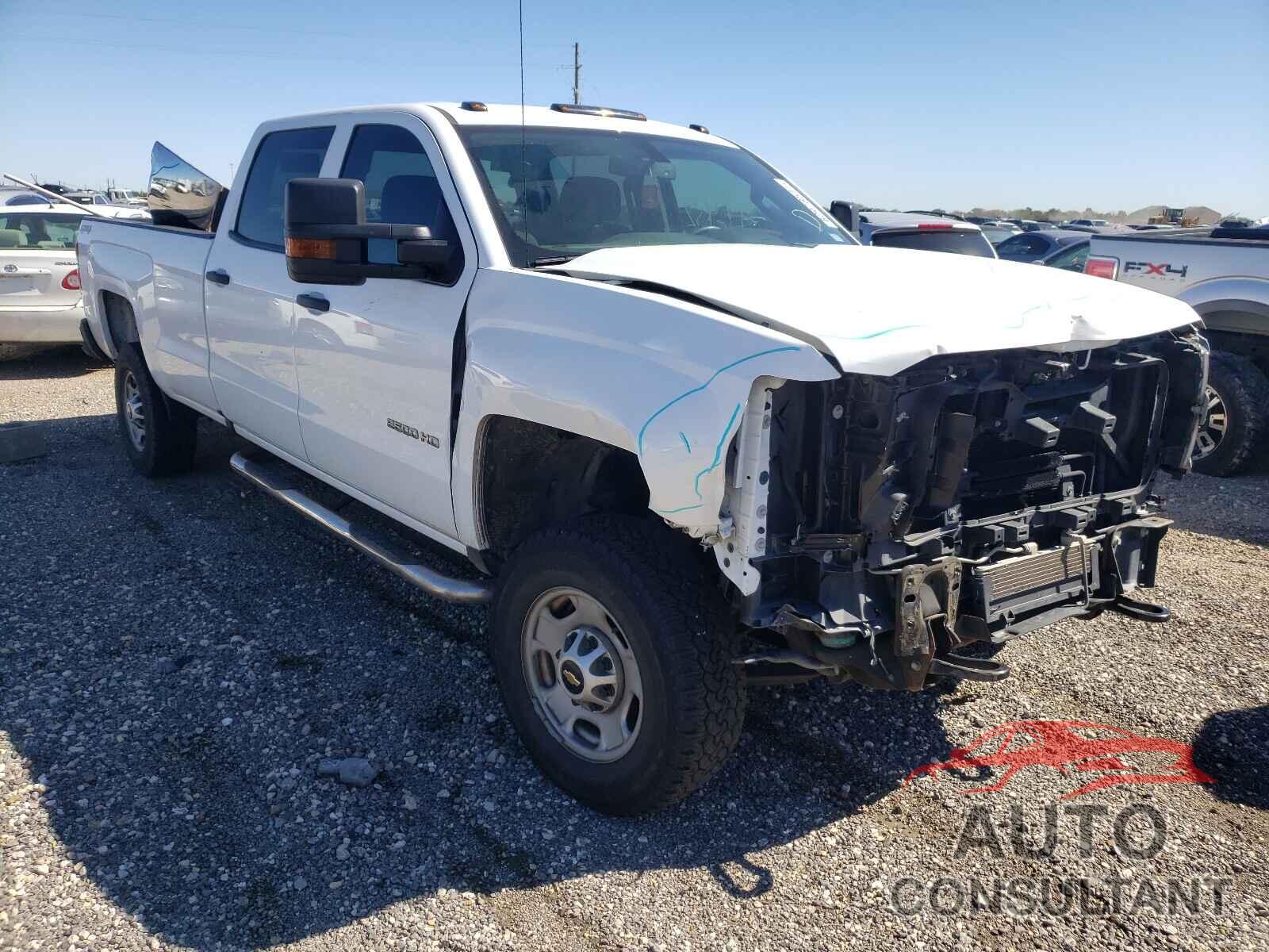 CHEVROLET SILVERADO 2019 - 1GC1KREG1KF186835