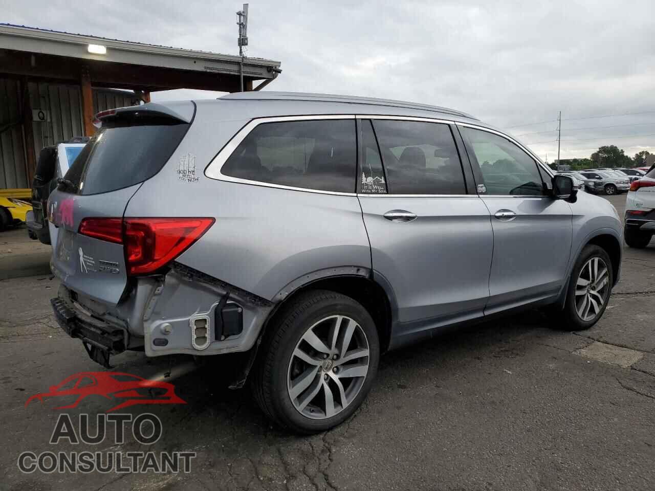 HONDA PILOT 2017 - 5FNYF6H97HB077680