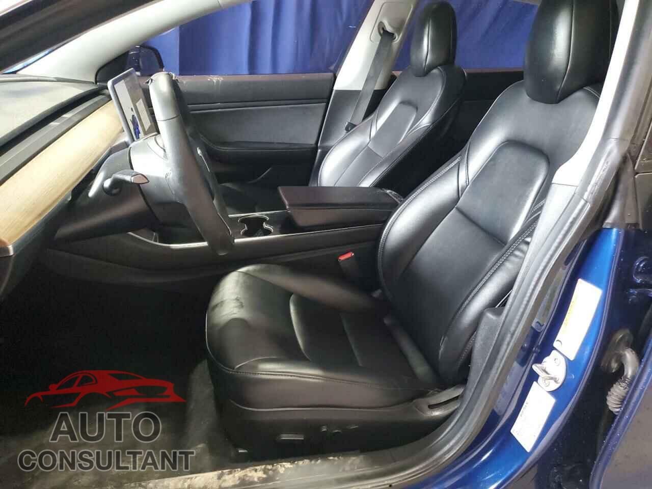 TESLA MODEL 3 2019 - 5YJ3E1EAXKF419743