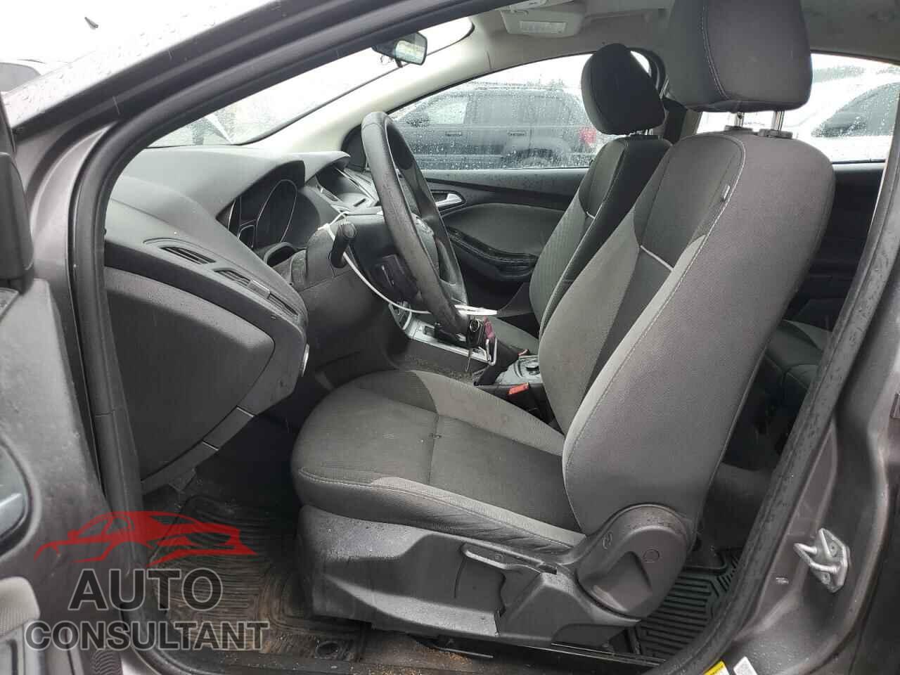 FORD FOCUS 2014 - 1FADP3K20EL304440