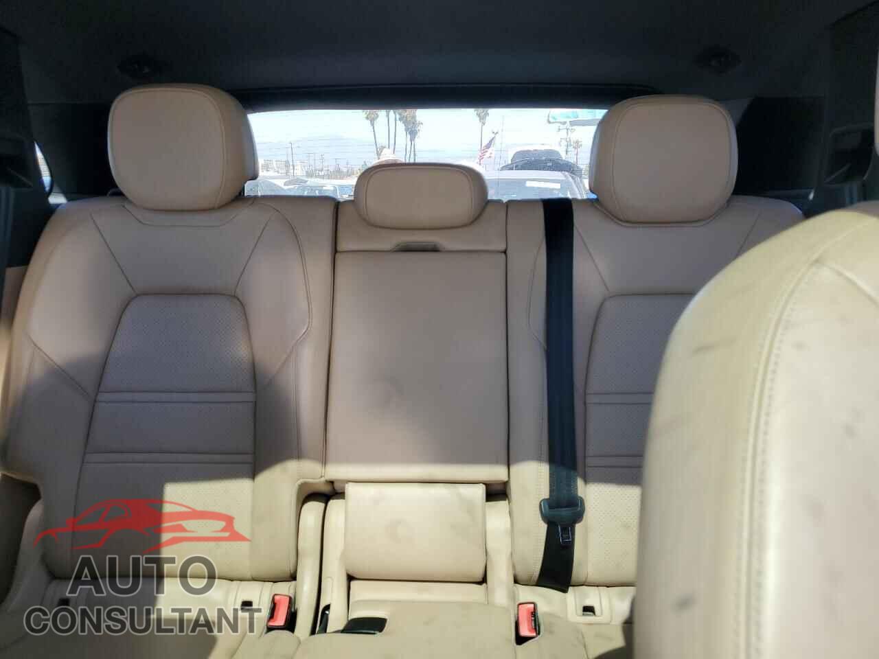 PORSCHE CAYENNE 2019 - WP1AA2AYXKDA16444