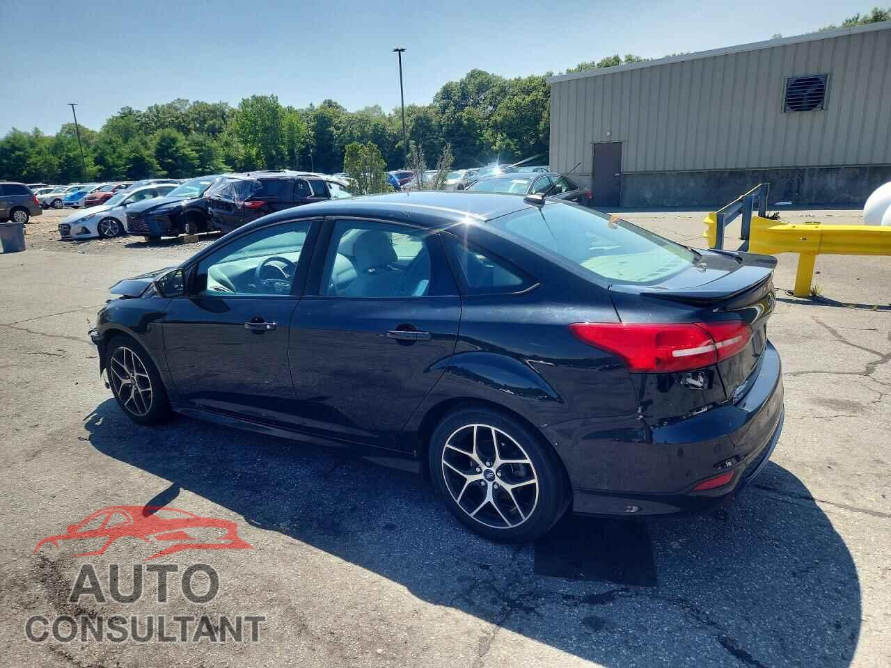 FORD FOCUS 2015 - 1FADP3F24FL297861