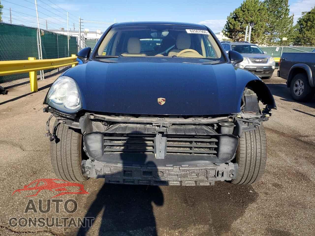 PORSCHE CAYENNE 2016 - WP1AA2A21GKA12166