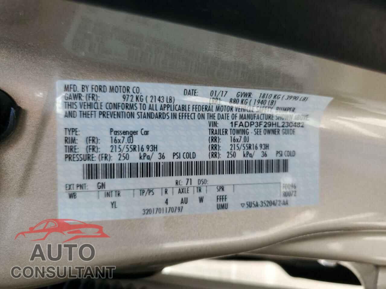 FORD FOCUS 2017 - 1FADP3F29HL230482