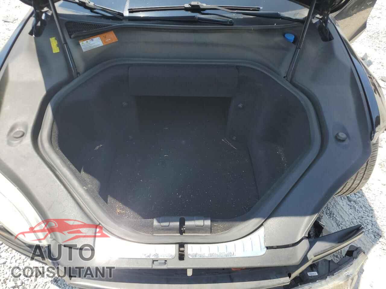 TESLA MODEL S 2013 - 5YJSA1DN8DFP04343