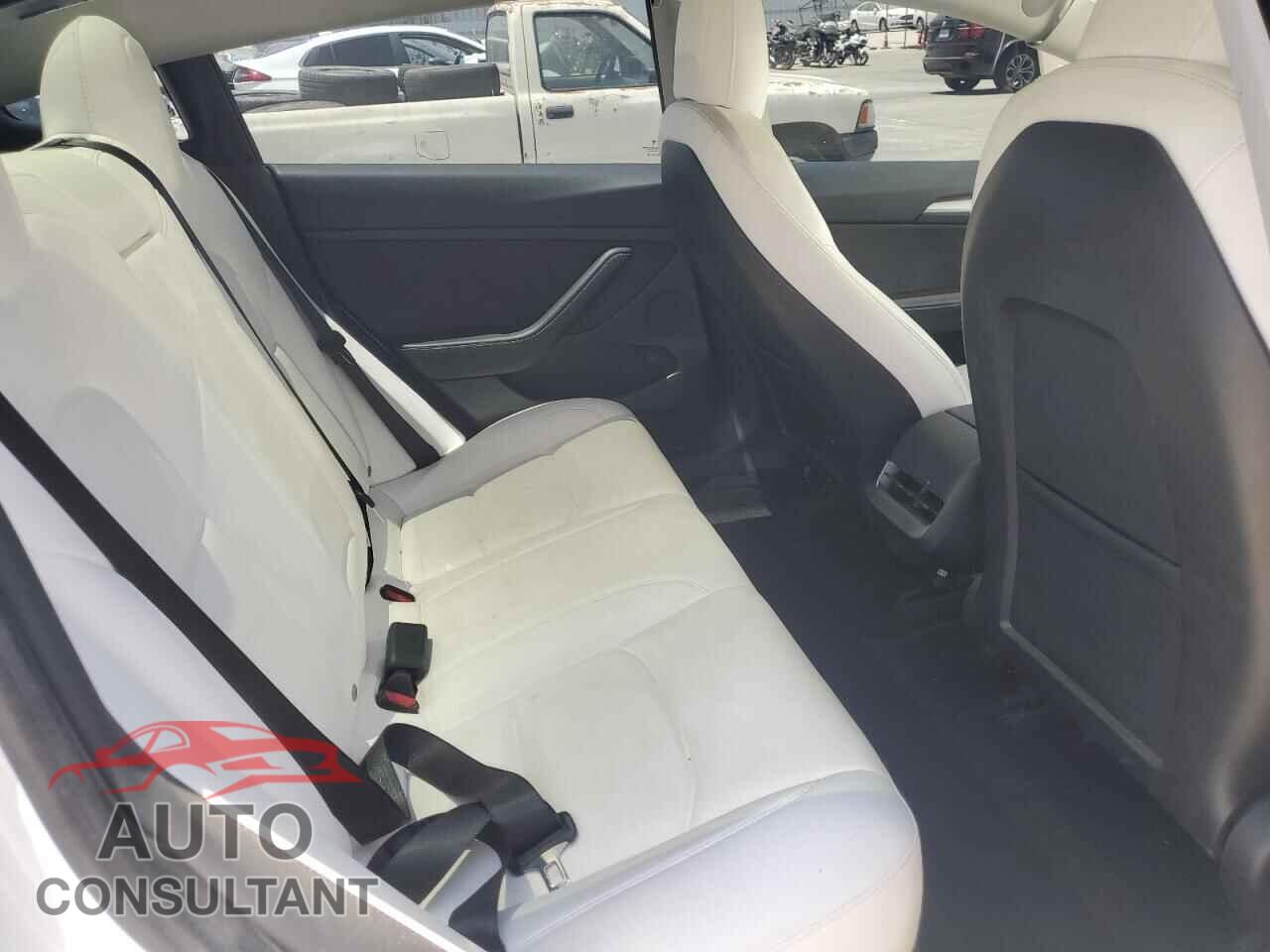 TESLA MODEL 3 2021 - 5YJ3E1EA8MF087806