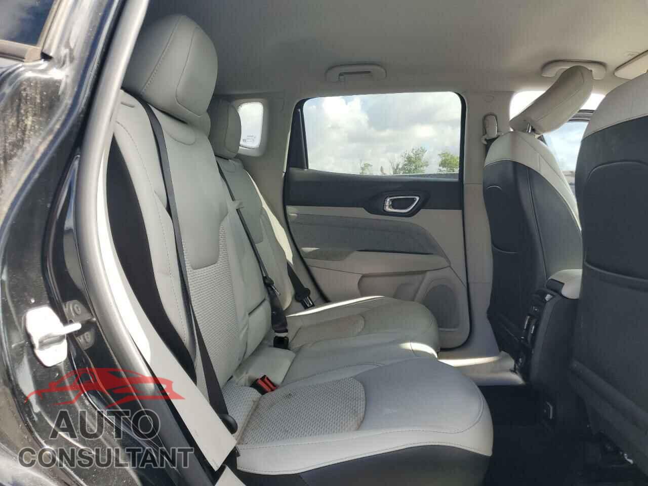 JEEP COMPASS 2022 - 3C4NJDBB0NT120576
