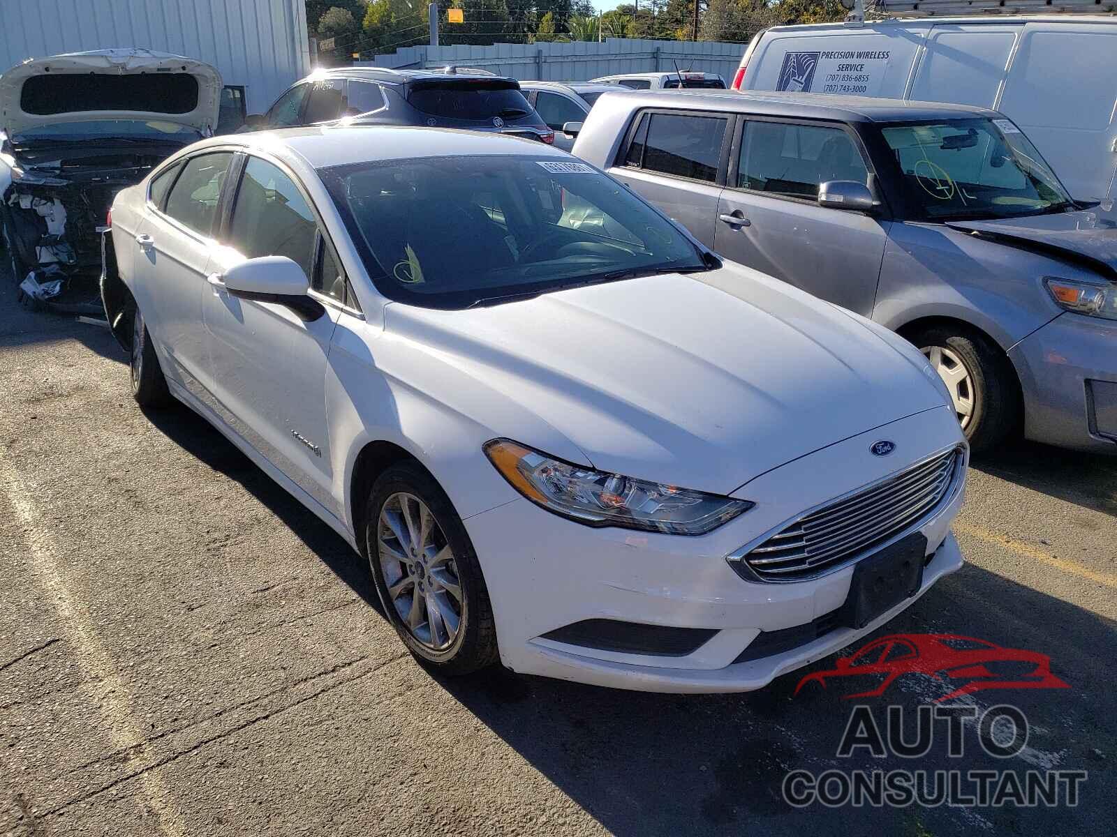 FORD FUSION 2017 - 3FA6P0LUXHR314129