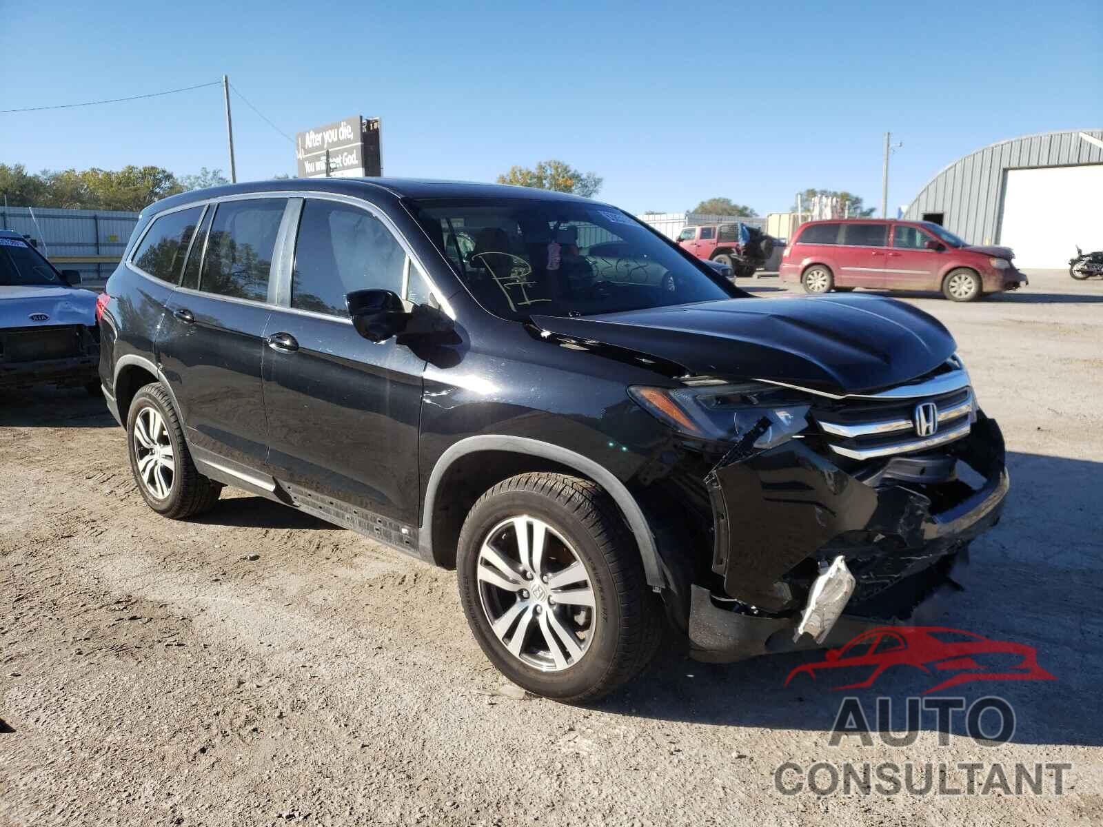 HONDA PILOT 2016 - 5FNYF6H5XGB023401