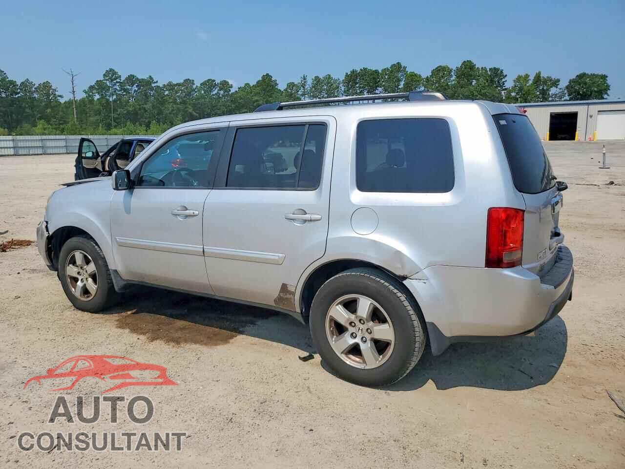 HONDA PILOT 2011 - 5FNYF3H53BB050169
