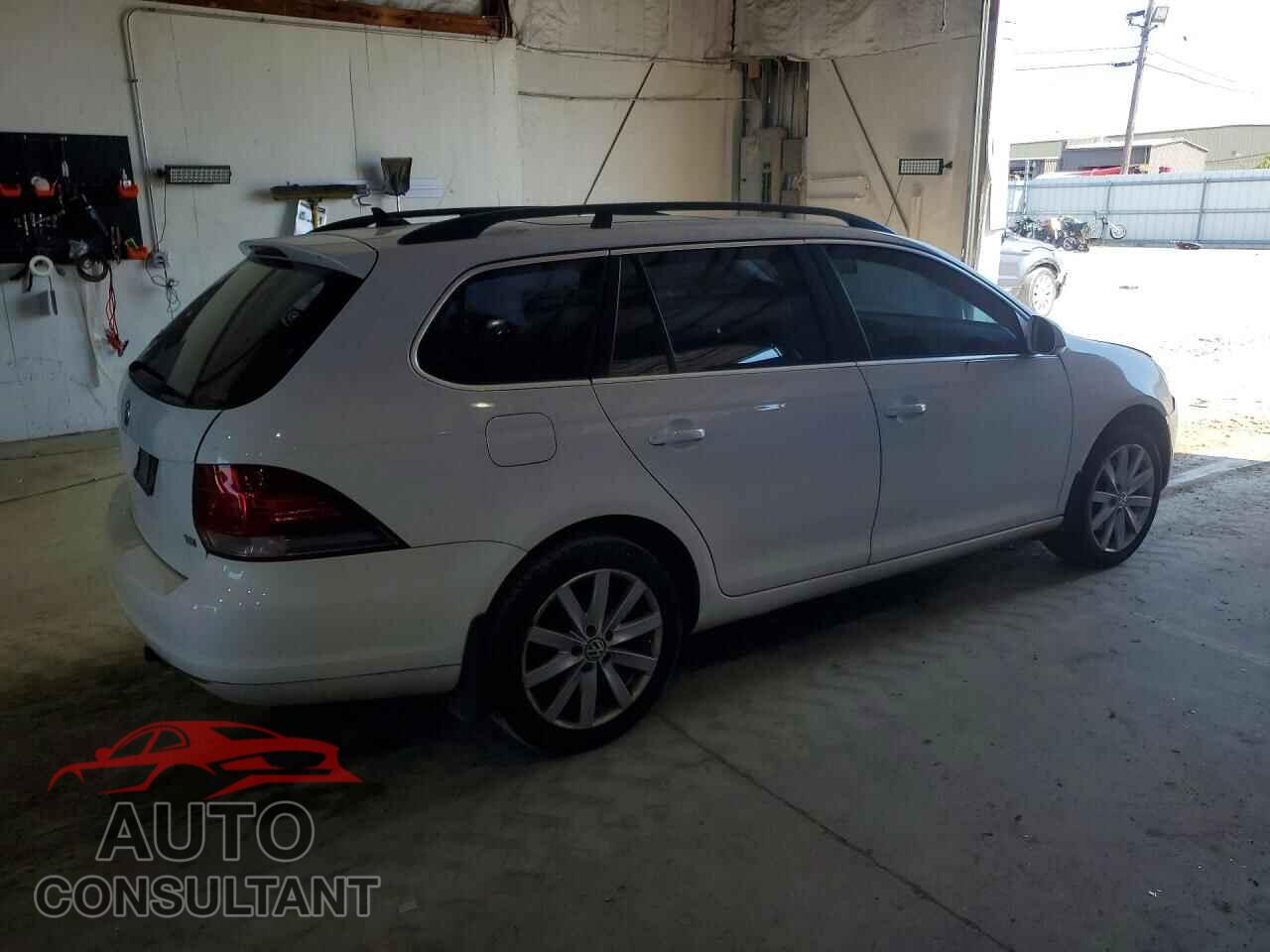 VOLKSWAGEN JETTA 2013 - 3VWML7AJ0DM693693
