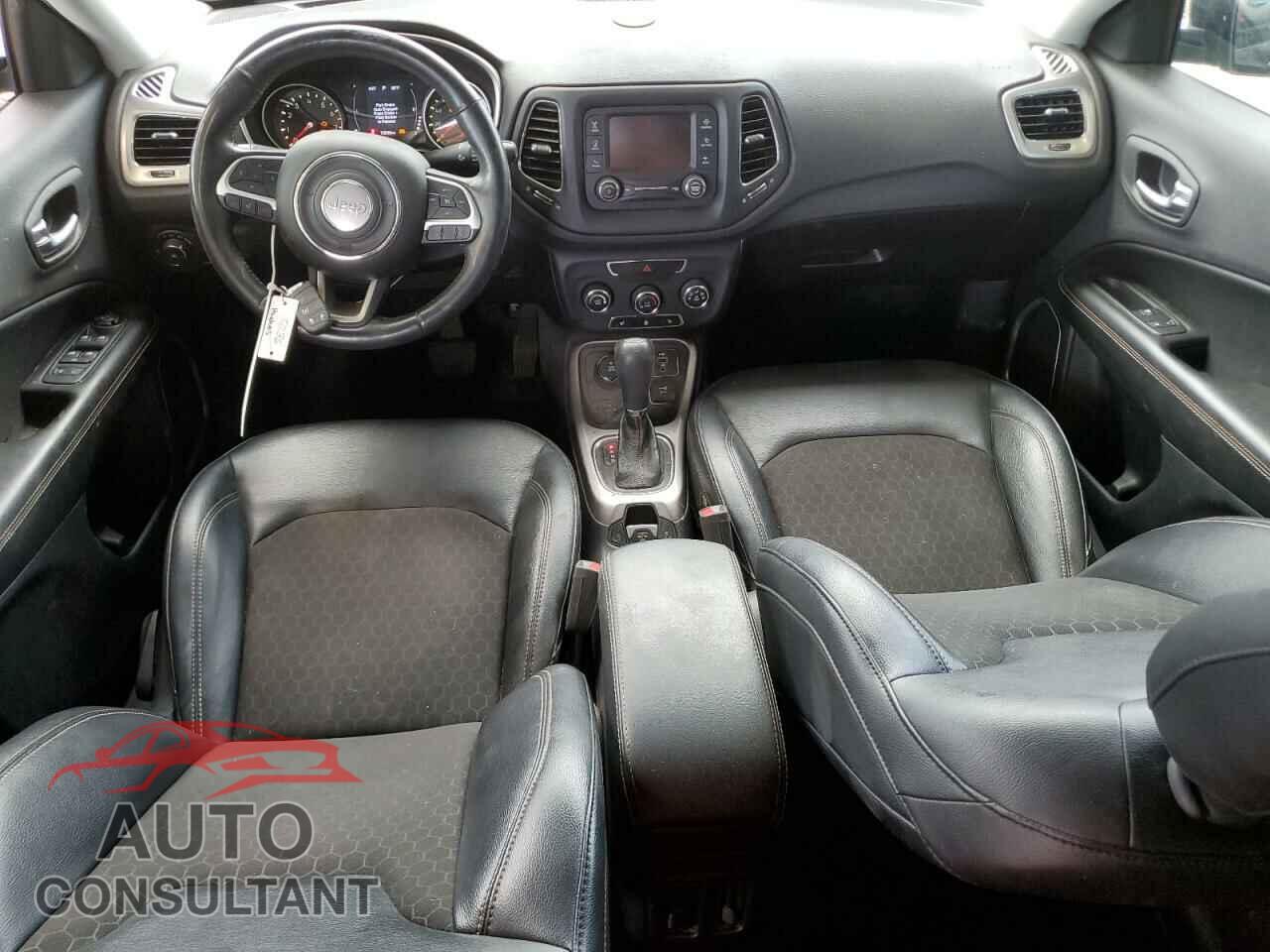 JEEP COMPASS 2018 - 3C4NJDBB3JT103975