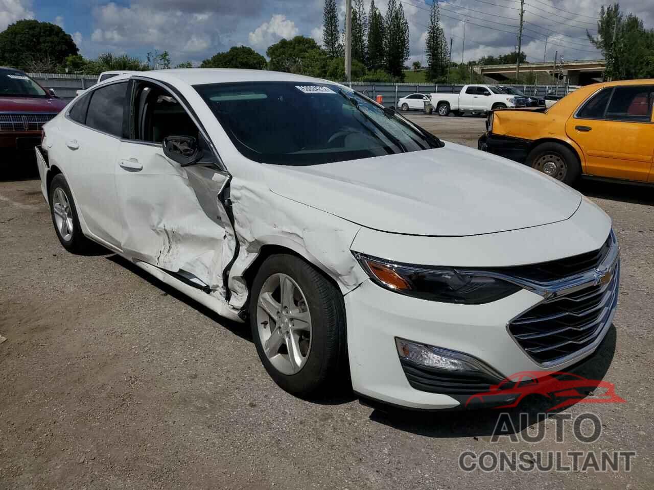 CHEVROLET MALIBU 2020 - 1G1ZB5ST5LF128587