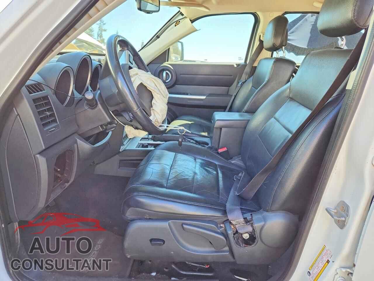 DODGE NITRO 2011 - 1D4PU5GK5BW586821