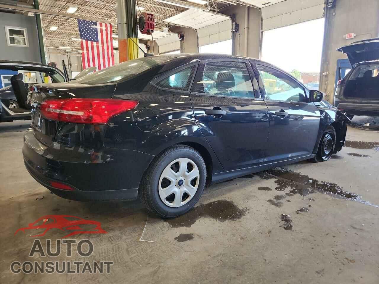 FORD FOCUS 2017 - 1FADP3E28HL257884