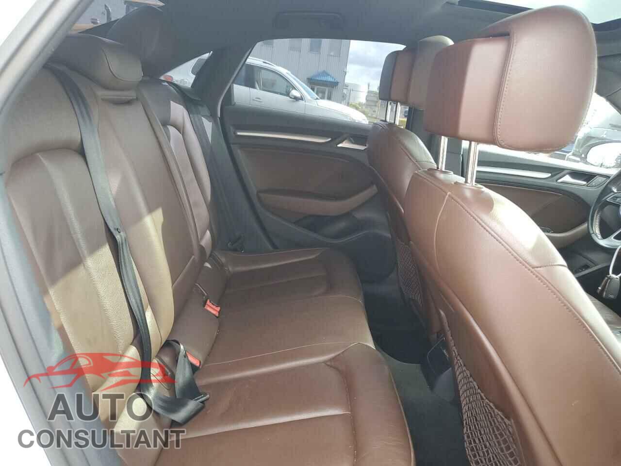 AUDI A3 2017 - WAUB8GFF7H1015586